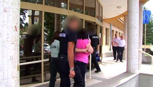 Dvaja muži a jedna žena zavraždili mladého Nemca. Polícia objasnila 17 rokov starú vraždu