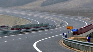 Starostovia Paríža a Bruselu žiadajú celoeurópsky deň bez áut