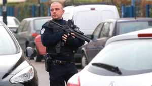 Francúzsky učiteľ si islamistický útok v materskej škole vymyslel