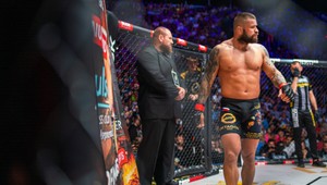 Boxerská premiéra Vémolu. Nastúpi proti známemu raperovi