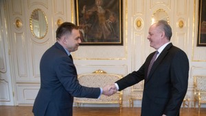 Prezident vymenoval Petra Kažimíra za nového guvernéra NBS