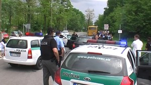 Policajti chytili unikajúceho srbského gangstra