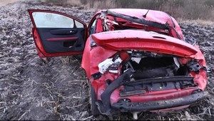 Za volantom opäť úradoval alkohol! Dievča (18) bojuje o život