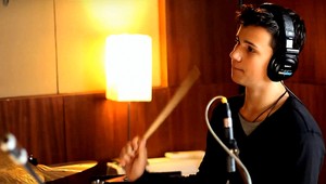 Bubeník Hodek (17) začínal na hrncoch, teraz balí baby na hudbu