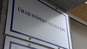 Policajt - díler. Drogy mal predávať v pracovnej dobe pod oknami obvodného oddelenia