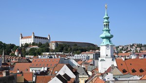 Podľa Eurobarometra je so svojím životom spokojná väčšina Slovákov