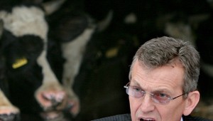 Slota má novú hviezdu z maštale. Vytiahol Jureňu