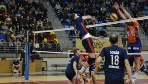 HUSTE.tv: Prvé finále volejbalistov prinieslo obrovskú drámu