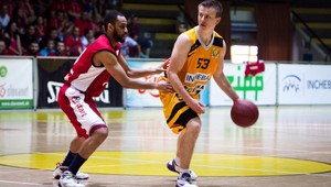 Inter stráca vo finále s Komárnom už dva zápasy