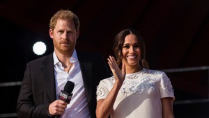 Sú paranoidní, alebo sú obavy na mieste? TOHTO bodyguarda si najali Meghan a Harry!