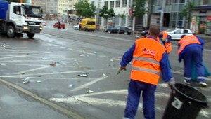 Fanúšikovia si užívali striebro. Zostalo po nich 5 ton odpadu