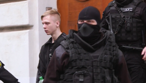 Študent obvinený z útoku na gymnáziu zostáva vo väzbe, sudca mu žiadosť opäť zamietol