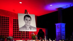 Desaťtisíce ľudí sa v Arizone rozlúčia s aktivistom Kirkom. Zúčastní sa aj Trump