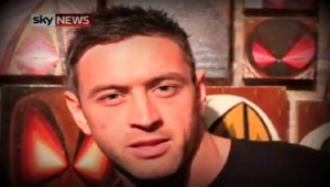 Novinár (26) robil reportáž o bezdomovcoch, zomrel...