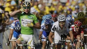 Cavendish opäť telefonoval z cieľovej pásky