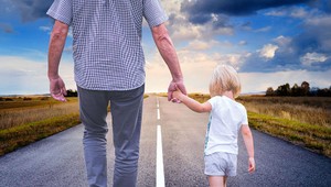 Na Slovensku je približne 58 tisíc rodín slobodných rodičov, ktoré sa prepadli do pásma chudoby. Pandémia to zrýchlila