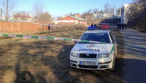 V Prešove našli v kríkoch polonahú mŕtvolu ženy