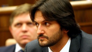 Odpočúvanie je ako národný šport, Kaliňák chce pokoj