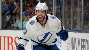 Skóroval v posledných deviatich zápasoch. Dovedie Tampu do finále?