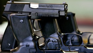 Viac zbraní v Izraeli, po atentáte sa uvoľnili pravidlá