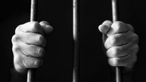 Slávny herec zavraždil spolubývajúceho!