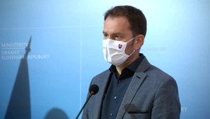 Opozícia a odborníci žiadajú zrušenie núdzového stavu. Vláda tak ešte nerozhodla, Matovič uvažuje nad minútovým zrušením
