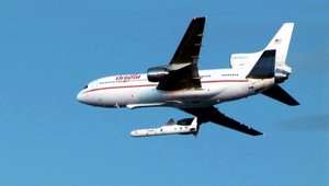 Vývoj čiernych dier a galaxií? Odpoveď dá nová družica NuSTAR!