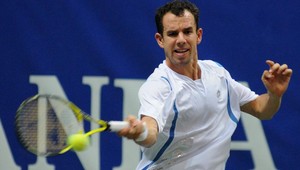 Hrbatý v 2.kole dvojhry, Mertiňák vo štvrťfinále debla