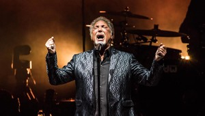 Slávny spevák priznáva: Pomoc modrej tabletky sa mi občas zíde!