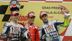 Víťazom na MotoGP prvý traz v Taliansku Stoner