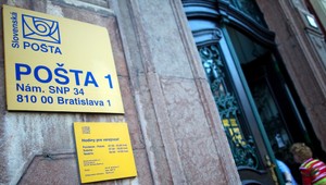 Pošty na celom Slovensku prehľadávali policajti