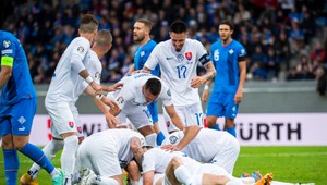 Cenná výhra na Islande. Futbalistov Slovenska zachránil kuriózny gól