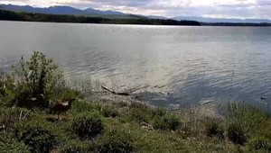 Zložené oblečenie pri vodnom diele vyvolalo obavy. Polícia ráta aj s najhorším prípadom