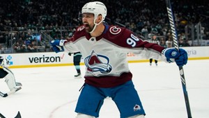 Tatar posilní Slovensko na MS v hokeji. Potvrdil to GM Seattlu Francis