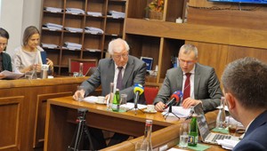 Výbor odobril odvolanie členov súdnej rady. Mazák a Majerník to odmietajú