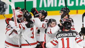 Spoznali sme nových finalistov šampionátu: O zlato sa pobijú hokejové giganty