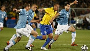 Kanárici pochovali Talianov, do semifinále USA po výhre nad Egyptom