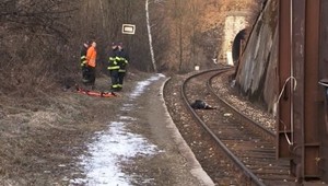 V koľajisku našli mŕtve dievča...