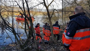 Smutný koniec pátracej akcie. Matku troch detí našli, ale pomôcť jej už nemohli