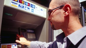 Banky overujú osobné údaje cez telefón, nejde pritom o podvod