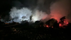 Požiar zničil 80 balíkov konopnej slamy, polícia vyšetruje cudzie zavinenie