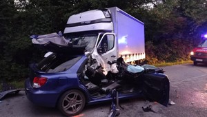 Smrteľná nehoda v okrese Prešov. Tragickú zrážku neprežil iba 20-ročný vodič