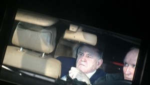 Ústavný súd zrušil Mečiarove amnestie, zrušil aj milosť Kováča ml.