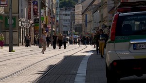 Polícia v centre Bratislavy pritvrdila. Bude Obchodná ulica konečne bezpečná?