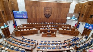 NR SR: Poslanci ukončili debatu o kompetenčnom zákone aj o SLK k trestným kódexom