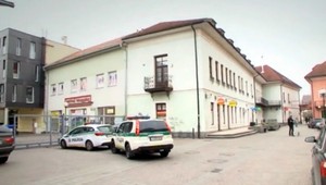 Janu (†21) našli v izbe penziónu s igelitom na hlave