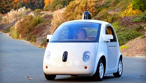 Autá nás môžu samé voziť už o päť rokov