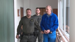 Muž, ktorý zneužíval chlapcov je opäť pred súdom: Čelí obžalobe z výroby detskej pornografie