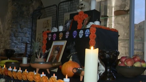 Návštevníci hradu Strečno spoznali zvyky mexického Dňa mŕtvych