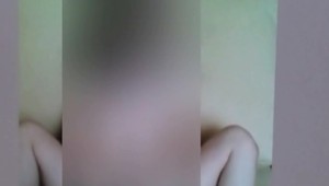 Muža, ktorý šíril na internete detskú pornografiu, stíhajú na slobode